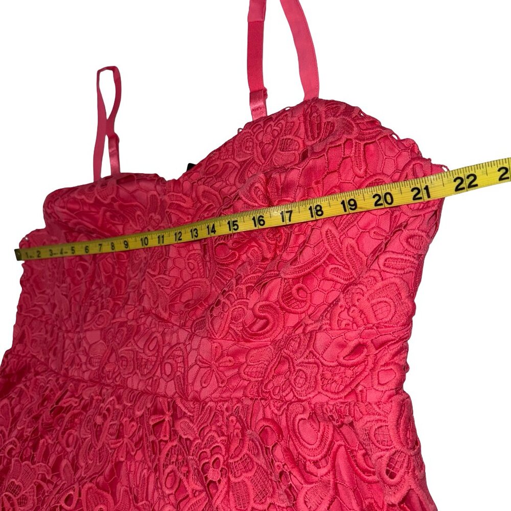 TORRID Midi Crochet Lace Sweetheart Dress Sz 2 NWT - Picture 11 of 16